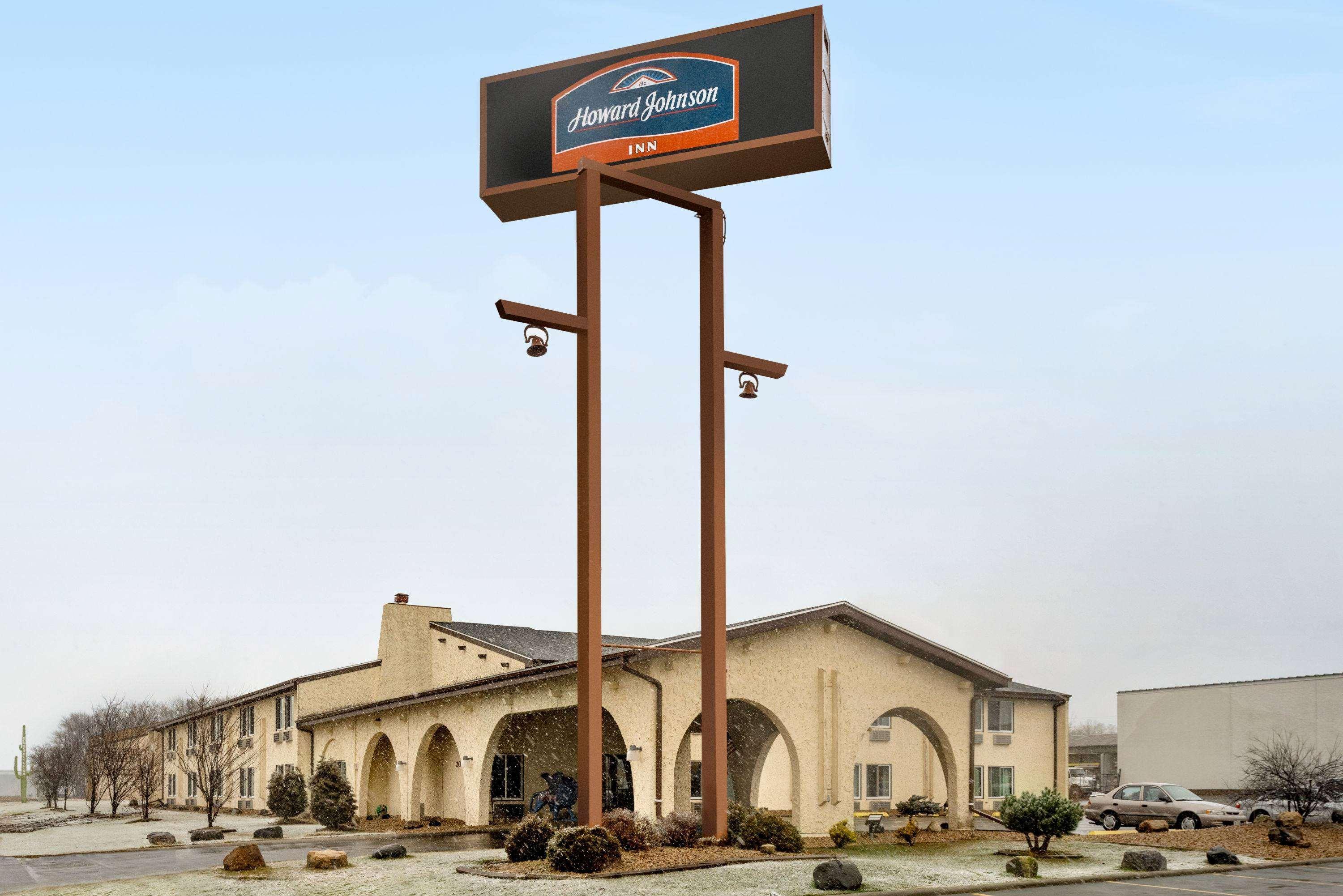 Howard Johnson By Wyndham Епълтън Екстериор снимка